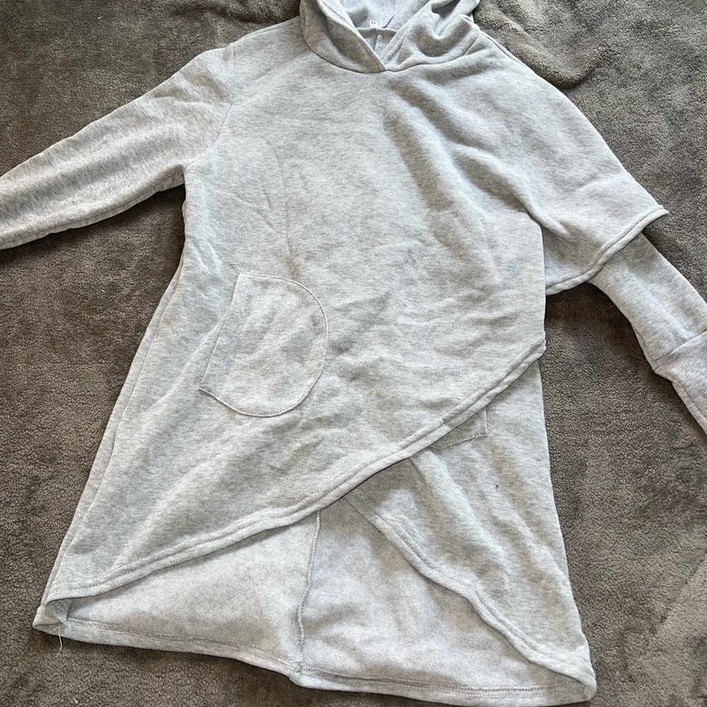 Long sleeve hoodie